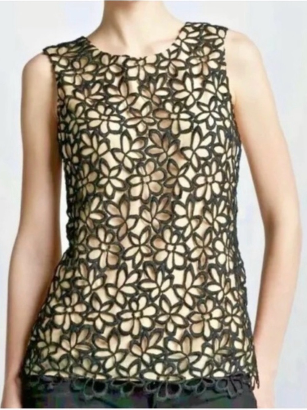 NWT Lela Rose Black Floral Cutout Sleeveless Top with Nude Lining